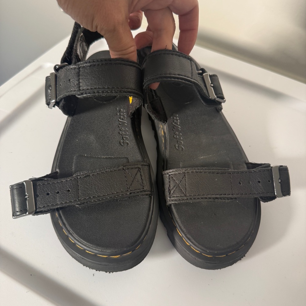 Dr. Martens Kyle J Black Leather Adjustable Strap Sandals M4/W5 Unisex - Picture 2 of 9